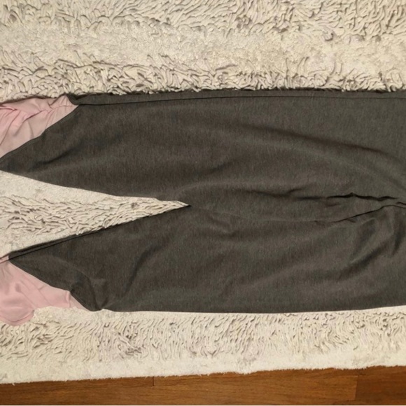 VICTORIAS SECRET PINK LEGGINGS - Picture 2 of 4